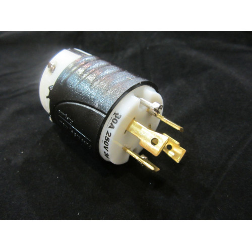 CONNECTOR, 3 POLE 250 V 30 A M