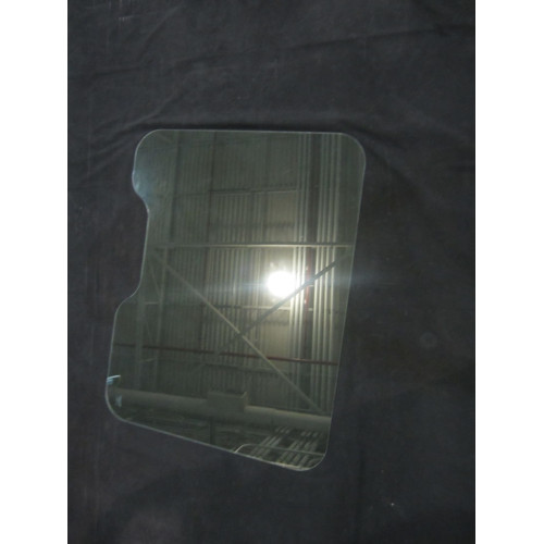 WINDOW - FRONT 91083450